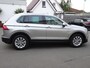 Volkswagen Tiguan 1.4 TSI Comfortline Automatische airco, panorama dak, stoelverwarming, navigatie, led verlichting, massage stoel, navigatie, licht metalen velgen, enz.