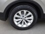 Volkswagen Tiguan 1.4 TSI Comfortline Automatische airco, panorama dak, stoelverwarming, navigatie, led verlichting, massage stoel, navigatie, licht metalen velgen, enz.