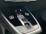 Audi Q4 e-tron 40 Edition 77 kWh 150kW/204PK · Panoramadak · Leder · Camera + Parkeersensoren · Stoelverwarming · Navigatie ·