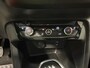 Opel Corsa 1.2 Sport Sky Panorama Dak | Camera | Parkeersensoren Voor + Achter | 17" Lichtmetaal | Stuur + Stoelverwarming | Achteruitrijcamera | Airco | Apple Carplay/Android Auto|telefoonintegratie premium