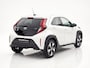 Toyota Aygo X Hybrid 115 play | Comfort Pack & Active Pack | Achteruitrijcamera | Apple Carplay/Android Auto | Voorstoelen verwarmd | Carkit | DAB | LED |
