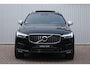 Volvo XC60 T5 Automaat AWD R-Design | Panoramadak | Achteruitrijcamera | Cruise Control | Semi elektrische trekhaak | Stoelverwarming voorzijde | Stuurwiel verwarming | Apple Carplay | Android auto |