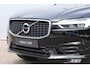 Volvo XC60 T5 Automaat AWD R-Design | Panoramadak | Achteruitrijcamera | Cruise Control | Semi elektrische trekhaak | Stoelverwarming voorzijde | Stuurwiel verwarming | Apple Carplay | Android auto |