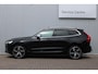Volvo XC60 T5 Automaat AWD R-Design | Panoramadak | Achteruitrijcamera | Cruise Control | Semi elektrische trekhaak | Stoelverwarming voorzijde | Stuurwiel verwarming | Apple Carplay | Android auto |