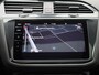 Volkswagen Tiguan 1.4 TSI eHybrid R-Line Business+ 245 PK| Dealeronderhouden | Trekhaak | Panoramadak | Stoelverwarming Voor & Achter | Achterklep Elektrisch | Achteruitrijcamera | 20 Inch Velgen | Head-Updisplay