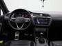 Volkswagen Tiguan 1.4 TSI eHybrid R-Line Business+ 245 PK| Dealeronderhouden | Trekhaak | Panoramadak | Stoelverwarming Voor & Achter | Achterklep Elektrisch | Achteruitrijcamera | 20 Inch Velgen | Head-Updisplay