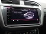 Volkswagen Tiguan 1.4 TSI eHybrid R-Line Business+ 245 PK| Dealeronderhouden | Trekhaak | Achterklep Elektrisch | Stoelverwarming Voor & Achter | Stuurwielverwarming | Achteruitrijcamera