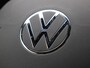 Volkswagen T-Roc 1.5 TSI R-Line 150 PK| Achterklep Elektrisch | Achteruitrijcamera | Stoelverwarming | Dodehoekdetectie | LED Plus | Keyless Access