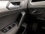 Volkswagen Touran 1.4 TSI Highline 150Pk (GROOT NAVI, CLIMATE, GETINT GLAS, TREKHAAK, SPORTSTOELEN, PARKEERSENSOREN, ADAPTIVE CRUISE, NIEUWSTAAT)