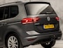 Volkswagen Touran 1.4 TSI Highline 150Pk (GROOT NAVI, CLIMATE, GETINT GLAS, TREKHAAK, SPORTSTOELEN, PARKEERSENSOREN, ADAPTIVE CRUISE, NIEUWSTAAT)
