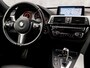 BMW 3-Serie 320i M Sport High Executive 184Pk Automaat (GROOT NAVI, M PAKKET, STOELVERWARMING, LEDER, SPORTSTOELEN, GETINT GLAS, PARKEERSENSOREN, NIEUWSTAAT)