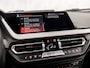 BMW 1-Serie 118i M Sport High Executive Automaat (KUIPSTOELEN, M PAKKET, APPLE CARPLAY, CAMERA, LEDER, SPORTSTOELEN, STOELVERWARMING, CRUISE, NIEUWSTAAT)