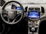 Chevrolet Aveo 1.2 LT (SCHERM, CAMERA, AIRCO, CRUISE, SPORTSTOELEN, PARKEERSENSOREN, NIEUWE APK, NIEUWSTAAT)