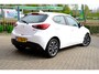 Mazda 2 1.5 Skyactiv-G Dynamic+ 5-drs *63.755km!* Navi|Airco|LMV