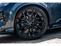 Volvo XC90 T8 Plug-in hybrid AWD Ultra Black Ed. Exec. | Executive | Heico Body Kit | Selected Level | Black Pack | Bowers & Wilkins Audio | Luchtvering | Adaptieve Cruise Control | Pilot Assist | Massage & Ventilatie | Gelamineerde Zijruiten Rondom | Getint Glas | Zitverlenging | 22" LM