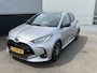 Toyota Yaris 1.5 Hybrid GR Sport Panoramadak, dodehoekdetectie, Stoel- & Stuurwiel verwarmd, LMV, JBL, HUD, 1e eign. Nieuw geleverd en dealeronderhouden
