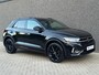 Volkswagen T-Roc 1.5 TSI R-Line | Pano | Carplay | Virtual cockpit | Rijstrookassistent | ACC | Camera | Stoelverwarming | DAB |