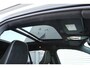 Volvo EX40 Single Motor Extended Range Ultra Black Ed. 82 kWh | Panoramisch Schuif-/Kanteldak | Elektrisch Verstelbare Voorstoelen | 360 Graden Camera | Parkeersensoren Rondom | Achterbank Verwarming | Stuurverwarming | Stoelverwarming | Adaptieve Cruise Control | Lane Assist | Pilot Assist | Driver Understanding | Harman/Kardon | | Dak In Contrastkleur Zwart | 20-Inch Lichtmetalen Velgen