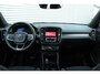 Volvo EX40 Single Motor Extended Range Ultra Black Ed. 82 kWh | Panoramisch Schuif-/Kanteldak | Elektrisch Verstelbare Voorstoelen | 360 Graden Camera | Parkeersensoren Rondom | Achterbank Verwarming | Stuurverwarming | Stoelverwarming | Adaptieve Cruise Control | Lane Assist | Pilot Assist | Driver Understanding | Harman/Kardon | | Dak In Contrastkleur Zwart | 20-Inch Lichtmetalen Velgen