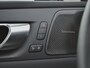 Volvo XC60 2.0 T8 Recharge AWD Ultimate Dark