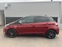Toyota Yaris 1.5 Hybrid Bi-Tone Navigatie, Achteruitrijcamera, Privacy glass, LMV, Climate control, Onderhoudshistorie compleet