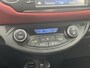Toyota Yaris 1.5 Hybrid Bi-Tone Navigatie, Achteruitrijcamera, Privacy glass, LMV, Climate control, Onderhoudshistorie compleet
