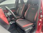 Toyota Yaris 1.5 Hybrid Bi-Tone Navigatie, Achteruitrijcamera, Privacy glass, LMV, Climate control, Onderhoudshistorie compleet