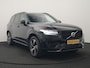 Volvo XC90 T8 Recharge AWD R-Design 7 Persoons LONG RANGE PHEV 455pk Dealer O.H. | Adaptive Cruise | 360 Camera | Lederen Sportstoelen Memory & Verwarmd | Apple Carplay | Stuur Verwarmd | Keyless | Blis | Navigatie | DAB | Virtual | Plug In Hybrid |