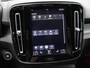 Volvo XC40 2.0 T5 AWD R-Design Intro Edition / Trekhaak / Stoel- + stuurwielverwarming / Pilot Assist / Achteruitrijcamera / Harman Kardon Audio / 20"
