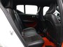 Volvo XC40 2.0 T5 AWD R-Design Intro Edition / Trekhaak / Stoel- + stuurwielverwarming / Pilot Assist / Achteruitrijcamera / Harman Kardon Audio / 20"