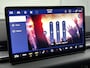 Volkswagen ID.3 Neo Life 50 kWh 170 PK | Steunhaak | Navigatie | Apple Carplay draadloos | Stoelverwarming | Ruiten getint | 19" Lichtmetalen velgen | Android Auto draadloss | LED verlichting | Camera | Climate control | Dodehoek sensoren |