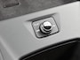 Volkswagen ID.3 Neo Life 50 kWh 170 PK | Steunhaak | Navigatie | Apple Carplay draadloos | Stoelverwarming | Ruiten getint | 19" Lichtmetalen velgen | Android Auto draadloss | LED verlichting | Camera | Climate control | Dodehoek sensoren |
