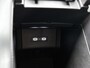 Volkswagen ID.3 Neo Life 50 kWh 170 PK | Steunhaak | Navigatie | Apple Carplay draadloos | Stoelverwarming | Ruiten getint | 19" Lichtmetalen velgen | Android Auto draadloss | LED verlichting | Camera | Climate control | Dodehoek sensoren |