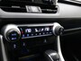 Toyota RAV4 2.5 Hybrid AWD Executive / Trekhaak Afneembaar 1650KG / Bearlock / Lederen Bekleding / Cruise Control adaptief / Stoel en Stuurverwarming / Dealeronderhouden /