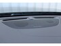 Volvo V60 2.0 T8 Recharge AWD R-Design | Incl. 12 maanden garantie | Pilot assist | Harman/Kardon audio | Memory seats | Stoel/stuurverwarming | Uitklapbare trekhaak | Schuif/kantel dak | Apple carplay/Android auto |