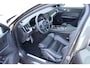 Volvo V60 2.0 T8 Recharge AWD R-Design | Incl. 12 maanden garantie | Pilot assist | Harman/Kardon audio | Memory seats | Stoel/stuurverwarming | Uitklapbare trekhaak | Schuif/kantel dak | Apple carplay/Android auto |