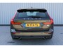 Volvo V60 2.0 T8 Recharge AWD R-Design | Incl. 12 maanden garantie | Pilot assist | Harman/Kardon audio | Memory seats | Stoel/stuurverwarming | Uitklapbare trekhaak | Schuif/kantel dak | Apple carplay/Android auto |