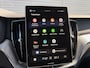 Volvo XC60 2.0 T6 Plug-in hybrid AWD Ultra Black Edition / Luchtvering / B&W Audio / Rondomzicht camera / cruise control adaptief /