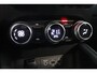 Renault Clio 1.6 E-Tech Hybrid 140 Zen | Climate control | Navigatie | Cruise control | Parkeersensor |