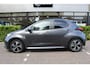 Toyota Yaris 1.5 Hybrid 115 First Edition | Rijklaar | Trekhaak | Keyless | LED | Camera | Adap.cruise | Clima | Apple/Android | Navi | All season