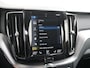 Volvo XC60 2.0 T6 Plug-in hybrid AWD R-Design Trekhaak/Panodak/Stoelventilatie etc.