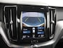 Volvo XC60 2.0 T6 Plug-in hybrid AWD R-Design Trekhaak/Panodak/Stoelventilatie etc.