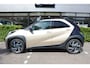 Toyota Aygo X 1.0 VVT-i S-CVT Envy | Rijklaar | Apple/Android | Half-leder | Sensoren v+a | Navi | LED | Camera | Clima