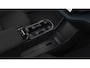 Volvo EX30 P3 Plus Europa 51 kWh | Stoel-/Stuurverwarming | Sfeerverlichting | Draadloos Opladen Telefoon | Camera | Getint Glas | Elek. Stoelen | Park Assist | DAB | LED Koplampen |