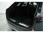 Land Rover Range Rover Velar 300D 3.0 V6 D300 R-Dynamic R-Dynamic Luchtvering stoelen electrisch bedienbaar L-memory private-glas HUD electrische achterklep zwarte-dakhemel PDC v+a Matrix-verlichting ACC 20"-lmv keyless acces/start Pano-dak 360-camera Digi-cockpit stoel/stuurverwarming Meridian-soundsystem