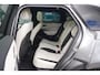 Land Rover Range Rover Velar 300D 3.0 V6 D300 R-Dynamic R-Dynamic Luchtvering stoelen electrisch bedienbaar L-memory private-glas HUD electrische achterklep zwarte-dakhemel PDC v+a Matrix-verlichting ACC 20"-lmv keyless acces/start Pano-dak 360-camera Digi-cockpit stoel/stuurverwarming Meridian-soundsystem
