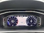 Volkswagen T-Roc R AKRA PANO SFEER CARPLAY CAMERA DIGITAAL COCKPIT LANE ASSIST ACC BLUETOOTH NAVI SPORTMODE DEALER ONDERHOUDEN