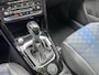 Volkswagen T-Roc R AKRA PANO SFEER CARPLAY CAMERA DIGITAAL COCKPIT LANE ASSIST ACC BLUETOOTH NAVI SPORTMODE DEALER ONDERHOUDEN