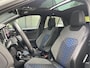 Volkswagen T-Roc R AKRA PANO SFEER CARPLAY CAMERA DIGITAAL COCKPIT LANE ASSIST ACC BLUETOOTH NAVI SPORTMODE DEALER ONDERHOUDEN