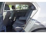 Volkswagen Golf 2.0 TDI Life Navi PDC v+a Stoel-/stuurverwarming Apple Carplay Adaptive cruise